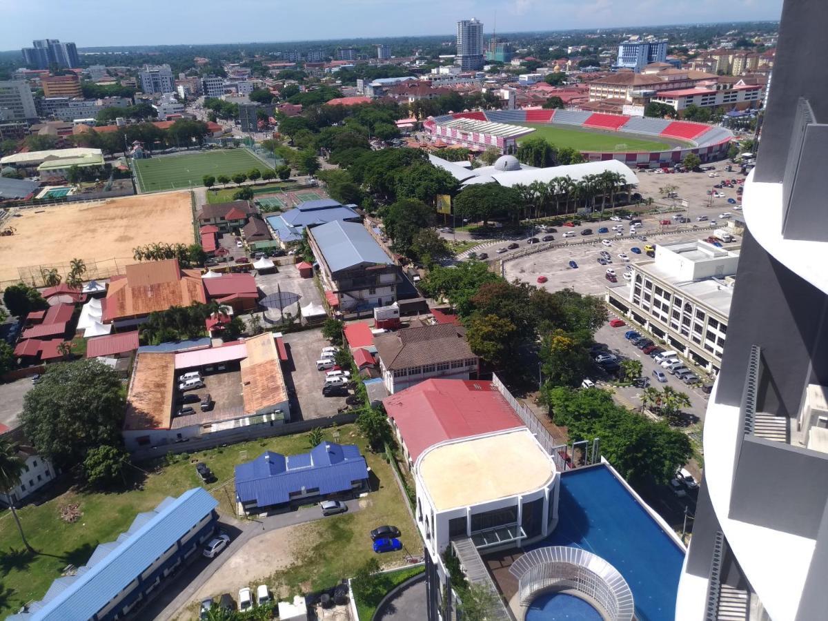 Golden Troika Kota Bharu - 2 Bedrooms Eksteriør bilde